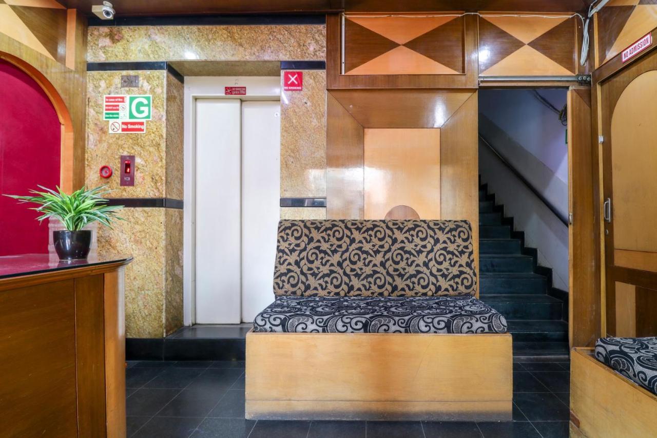 Oyo 71675 New Aishwarya Comforts Hotel Bangalore Bagian luar foto